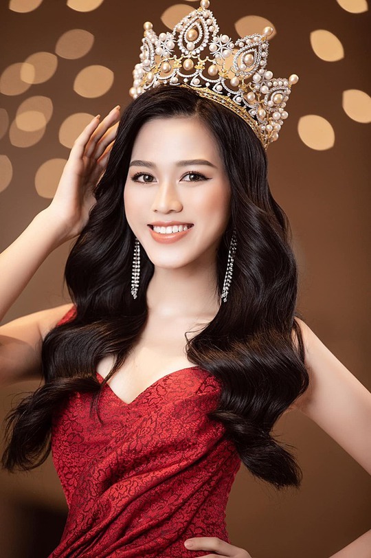 Nhan sắc 3 mỹ nhân Việt chuẩn bị tham chiến Hoa hậu Thế giới - Ảnh 1.