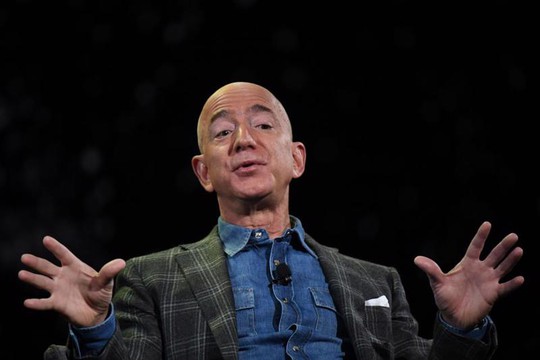 Tài sản của Jeff Bezos lại vượt 200 tỷ USD - Ảnh 1.