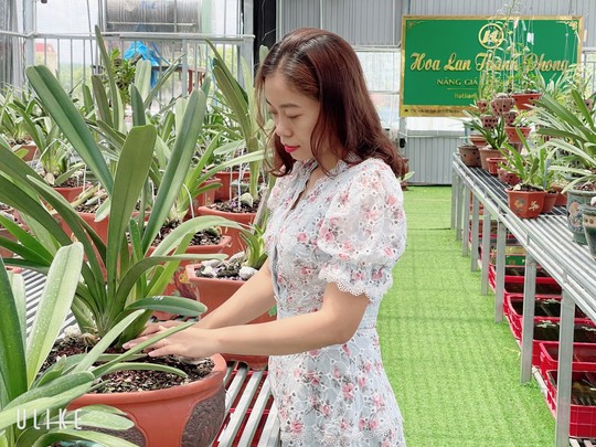 Bà chủ vườn lan trăm loài Thùy Linh chia sẻ bí quyết trồng lan - Ảnh 3.