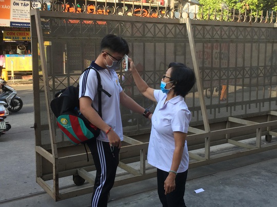 Cập nhật: 21 tỉnh, thành cho học sinh tạm dừng đến trường - Ảnh 4.