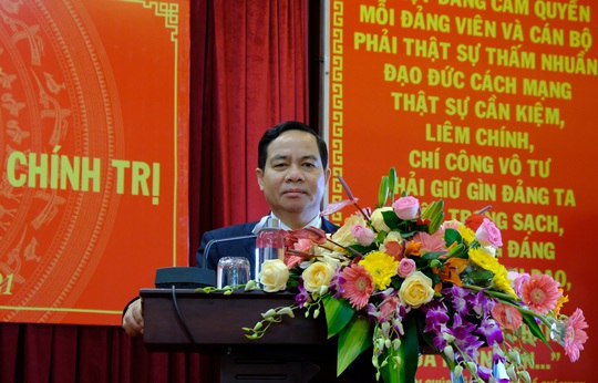 Phó trưởng ban Thường trực Ban Dân vận Trung ương làm Phó Bí thư Tỉnh ủy Đắk Nông - Ảnh 1.