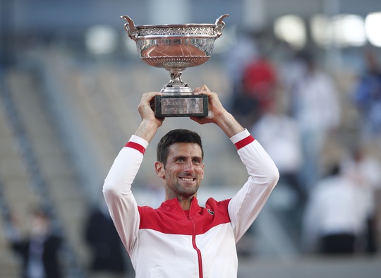 Djokovic vô địch Roland Garros 2021 sau màn ngược dòng thắng ngoạn mục - Ảnh 9.