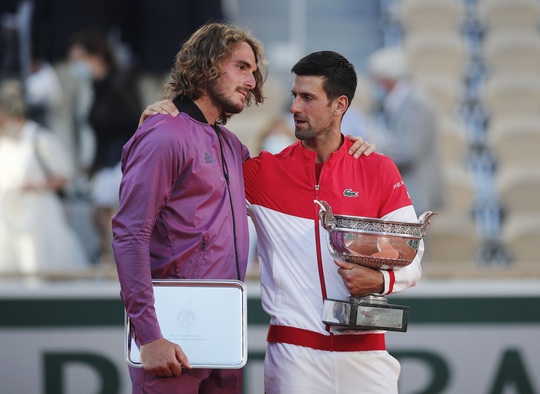 Djokovic vô địch Roland Garros 2021 sau màn ngược dòng thắng ngoạn mục - Ảnh 7.