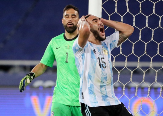 Messi lập siêu phẩm, Argentina chia điểm tiếc nuối với Chile - Ảnh 2.