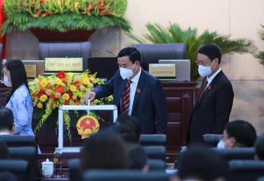 Đà Nẵng bầu xong chức danh chủ chốt của HĐND, UBND TP - Ảnh 4.