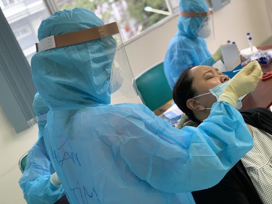 TP HCM: 19.714 người lao động ảnh hưởng bởi dịch Covid-19 - Ảnh 5.