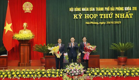 Ông Nguyễn Văn Tùng tái đắc cử Chủ tịch UBND TP Hải Phòng - Ảnh 1.