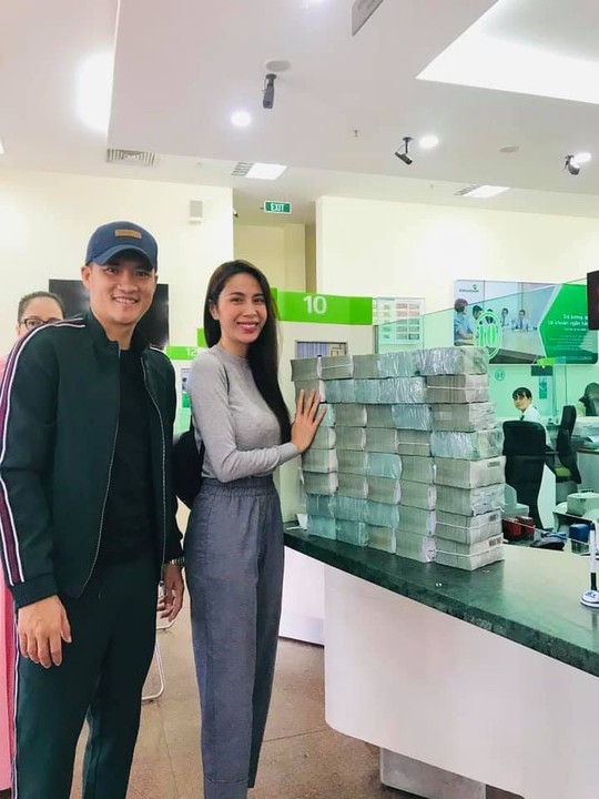 Thủy Tiên xin lỗi, trả lại 30 triệu đồng từ thiện chuyển nhầm - Ảnh 1.