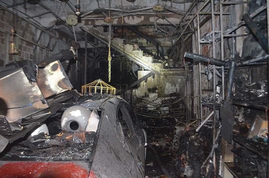 Vụ cháy nhà khiến 4 người tử vong: Những bức xúc từ hiện trường - Ảnh 3.
