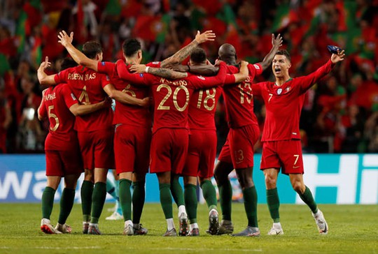 Bồ Đào Nha: Hàng thủ 100 tuổi và khát vọng vô địch - Ảnh 1.