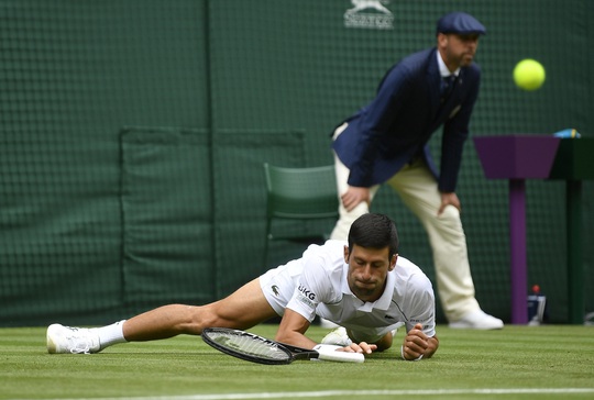 Djokovic nói gì khi vào vòng 3 Wimbledon 2021? - Ảnh 3.