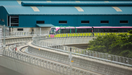 CLIP: Chạy thử nghiệm 8,5 km trên tuyến đường sắt Nhổn - ga Hà Nội - Ảnh 6.