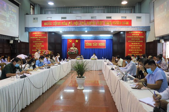 Áp dụng Chỉ thị 16 tại nhiều địa phương ở Tây Ninh - Ảnh 1.