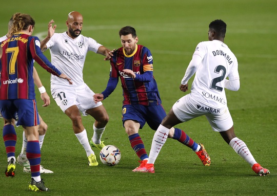 Lionel Messi: Giọt nước mắt người đàn ông tài hoa - Ảnh 7.