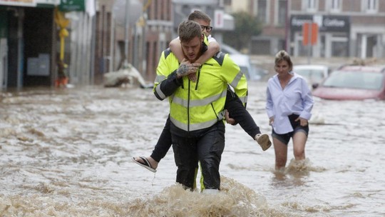 Đức, Bỉ bàng hoàng vì lũ lụt chưa từng thấy - Ảnh 6.