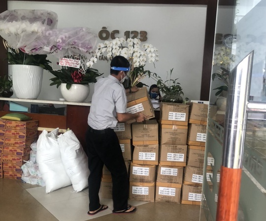 Thực phẩm miễn phí cùng cả nước chống dịch tiếp tục hành trình sẻ chia - Ảnh 1.