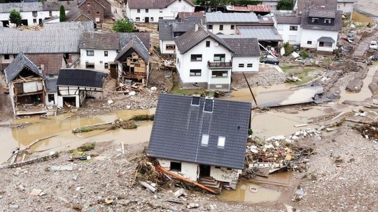Được báo trước nhiều ngày, lũ lụt Tây Âu vẫn gây thiệt hại khó lường - Ảnh 4.