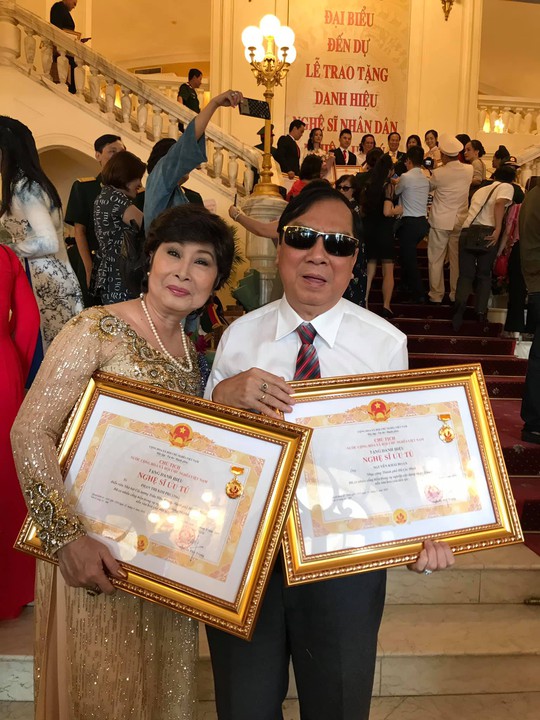 Ba nghệ sĩ mắc Covid-19 được cộng đồng nghệ sĩ giúp đỡ - Ảnh 1.