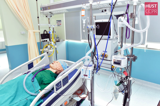 Việt Nam sản xuất thành công máy trợ thở giúp điều trị Covid-19 - Ảnh 1.