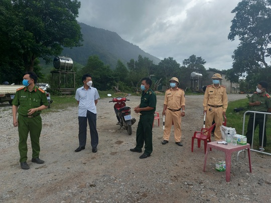 Thêm 2 huyện ở Quảng Bình giãn cách xã hội để phòng dịch Covid-19 - Ảnh 2.