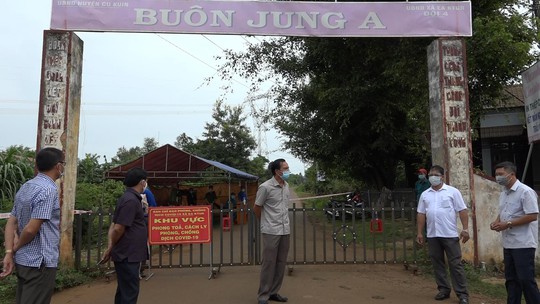 Đắk Lắk: TP Buôn Ma Thuột và huyện Cư Kuin giãn cách xã hội theo Chỉ thị 16 - Ảnh 2.