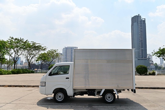 Đáp ứng nhu cầu vận chuyển hàng hoá thiết yếu trong giãn cách với Suzuki Carry Pro - Ảnh 4.