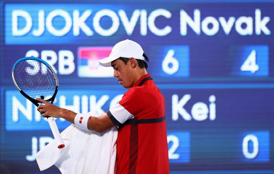 Olympic Tokyo 2020: Hạ tay vợt nước chủ nhà, Djokovic tiến gần đến danh hiệu Golden Slam - Ảnh 3.
