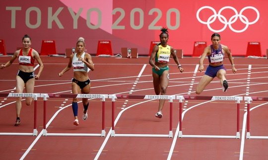 Olympic Tokyo ngày 31-7: Quách Thị Lan giành vé dự bán kết 400m rào nữ - Ảnh 1.