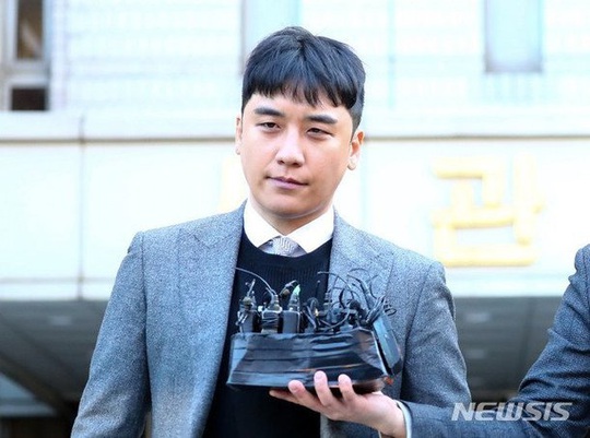 Môi giới mại dâm, Seungri của nhóm Big Bang bị kết án 3 năm tù - Ảnh 3.