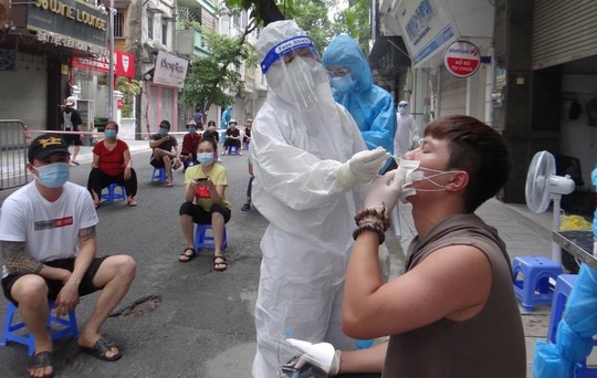 Ha Ná»i Cáº§n Lam Gi Ä'á» Khong Tiáº¿p Tá»¥c Gian Cach Xa Há»i Sau 23 8 Bao NgÆ°á»i Lao Ä'á»ng