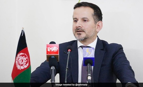 Sau khi bỏ trốn, thống đốc ngân hàng tiết lộ Afghanistan cạn kiệt USD - Ảnh 1.