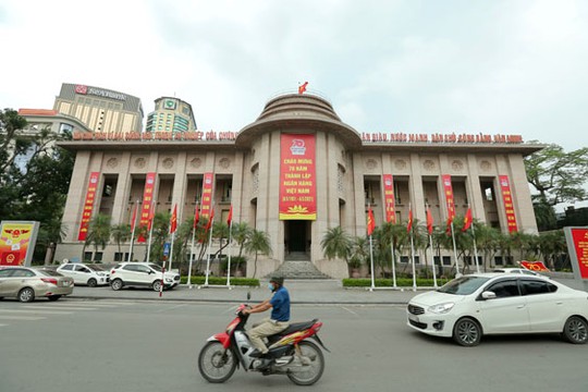 Ngân hàng Nhà nước sửa Thông tư 03: Kéo dài thời gian cơ cấu nợ thêm 6 tháng - Ảnh 1.