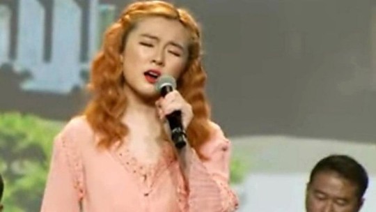 Bất ngờ với diện mạo và giọng hát của con gái ca sĩ Như Quỳnh - Ảnh 2.