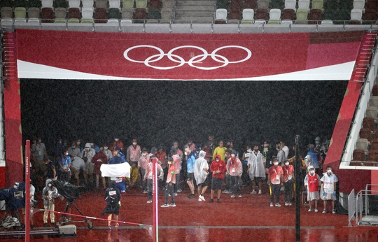 Olympic Tokyo ngày 2-8: Quách Thị Lan không phá kỷ lục cá nhân, dừng chân ở bán kết - Ảnh 1.