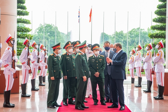 Thúc đẩy quan hệ hợp tác quốc phòng Việt Nam - Anh - Ảnh 7.