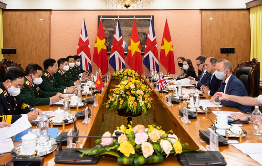 Thúc đẩy quan hệ hợp tác quốc phòng Việt Nam - Anh - Ảnh 9.