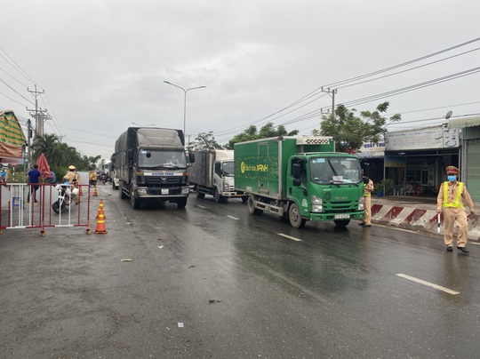 Yêu cầu hỗ trợ tối đa hoạt động vận tải cho TP HCM, Bình Dương, Đồng Nai, Long An - Ảnh 1.