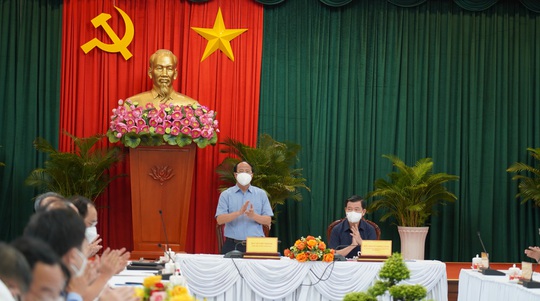 Phó Thủ tướng Lê Văn Thành: Đồng Nai cần chuẩn bị nhiều kịch bản để ứng phó Covid -19 - Ảnh 1.