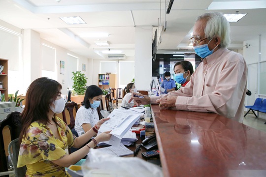 Những chính sách mới với công chức, viên chức có hiệu lực từ tháng 12-2021 - Ảnh 2.