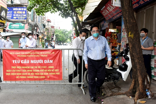 Thủ tướng kiểm tra nhưng Sở chỉ huy của phường có 349 ca mắc Covid-19 không người trực - Ảnh 1.