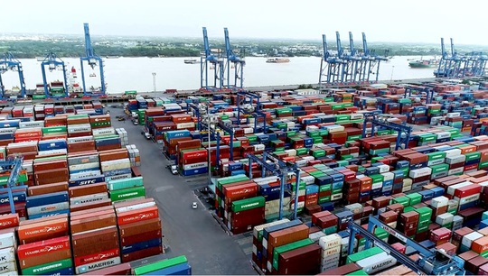 Bộ Giao thông vận tải báo cáo Thủ tướng giải pháp tháo gỡ hàng tồn cảng Cát Lái - Ảnh 1.