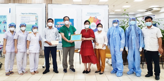 TP HCM tiêm vắc-xin ngừa Covid-19 cho hơn 5.000 phóng viên, nhà báo - Ảnh 3.