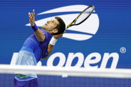 US Open 2021: Djokovic vất vả thắng tay vợt 18 tuổi - Ảnh 1.