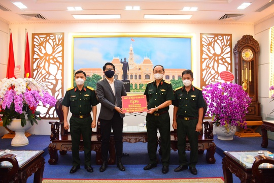 Dầu nhớt AP Saigon Petro đồng hành cùng Bộ Tư lệnh Thành phố chống dịch - Ảnh 1.