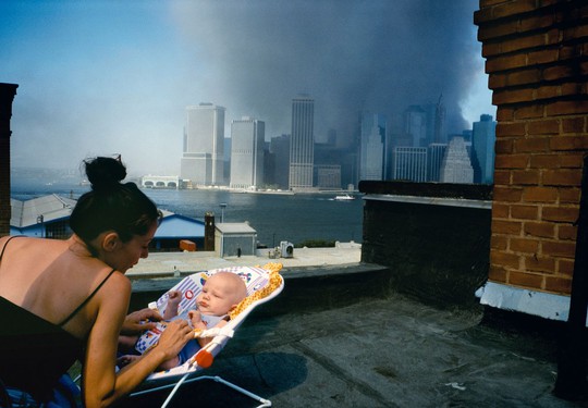 20 năm sau vụ 11-9, những bức ảnh vẫn gây chấn động mạnh - Ảnh 15.