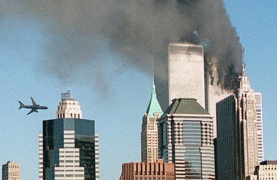20 năm sau vụ 11-9, những bức ảnh vẫn gây chấn động mạnh - Ảnh 2.