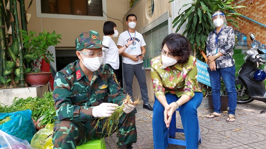 Nỗ lực phủ kín túi an sinh cho người khó khăn - Ảnh 2.