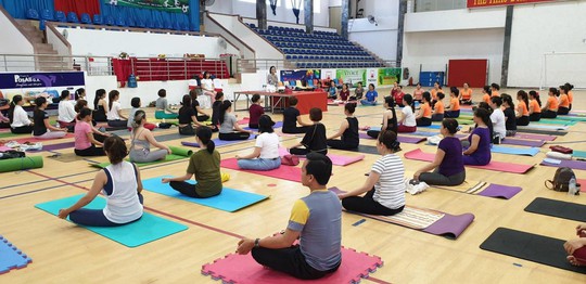 Người phụ nữ nhiệt huyết với yoga và thiền  - Ảnh 3.