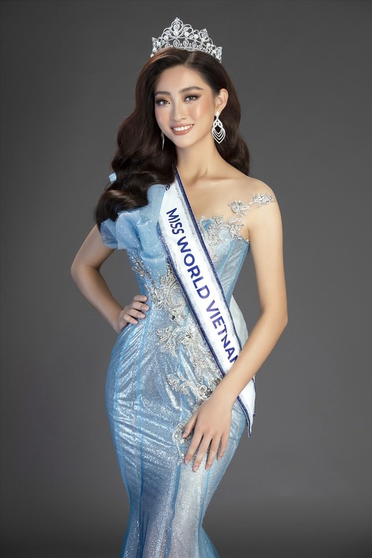 Lương Thùy Linh kể chuyện góc khuất cuộc thi Hoa hậu Thế giới - Ảnh 2.