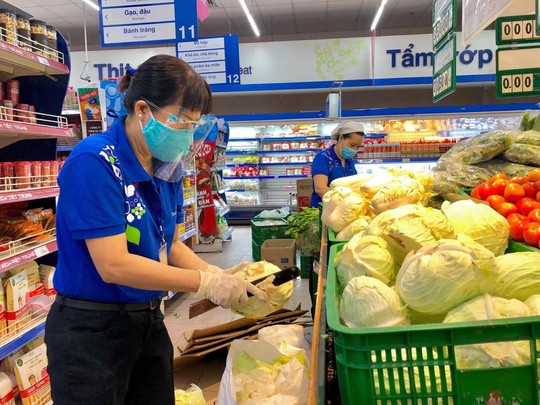 Saigon Co.op giảm giá 50% cho hơn 11.000 sản phẩm - Ảnh 1.